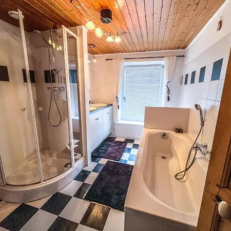 펜션 La Maison Hote, De Charme En Bord De Semois