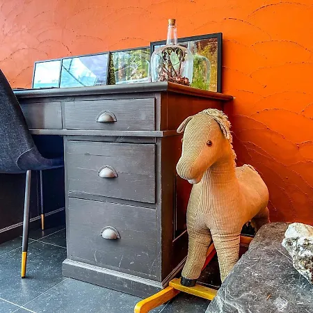 La Maison Hote, De Charme En Bord De Semois *