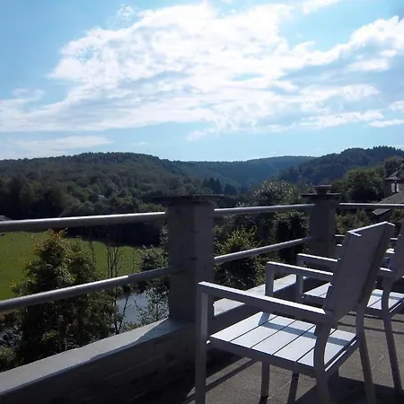 La Maison Hote, De Charme En Bord De Semois *