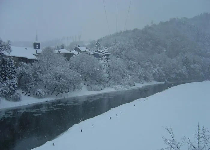 La Maison Hote, De Charme En Bord De Semois Ferienhaus Bouillon