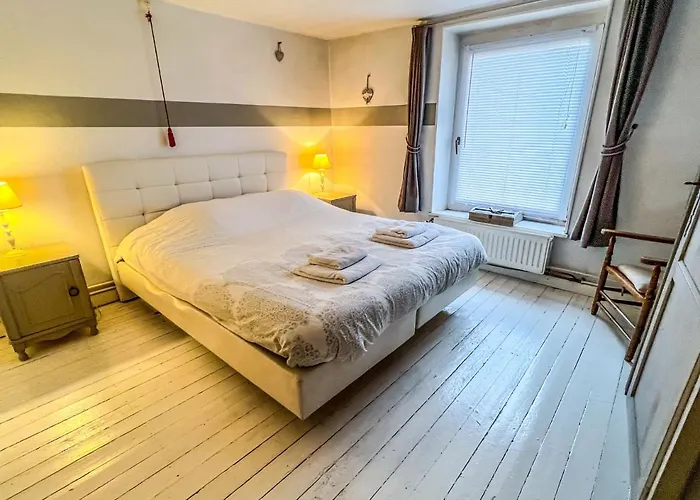 La Maison Hote, De Charme En Bord De Semois Ferienhaus Bouillon