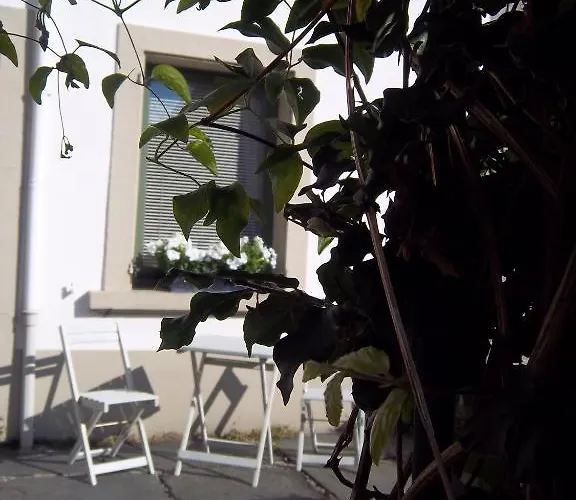 La Maison Hote, De Charme En Bord De Semois * Bouillon